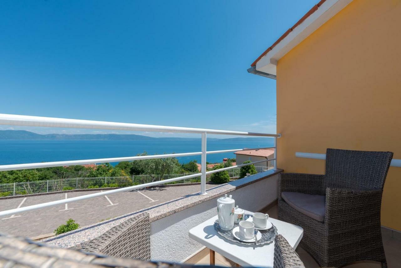 Apartments In Ravni/Istrien 30383 Exterior photo